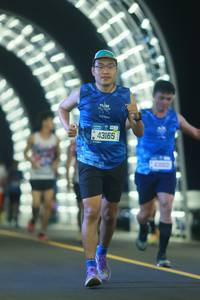 BIB: 43165, 43003
                            <button type="button" onclick="openModal(20502035)" class="btn btn-primary btn-sm float-right btn-popup" data-toggle="modal" data-target=".modal-high-quality">
                        <i class="fas fa-shopping-cart"></i> Add to Cart
                    </button>
                                            <button type="button" onclick="isThisMe(20502035, true)" class="btn btn-success btn-sm float-right btn-popup btn-isme hidden" data-toggle="tooltip" data-placement="bottom" title="นี่คือรูปของคุณใช่ไหม คลิกที่นี่เพื่อเอาเข้าอัลบั้ม">
                        <i class="fas fa-plus"></i> Add to album
                    </button>
                    <button type="button" onclick="isThisMe(20502035, false)" class="btn btn-warning btn-sm float-right btn-popup btn-isnotme hidden">
                        <i class="fas fa-ban"></i> Remove from album
                    </button>
